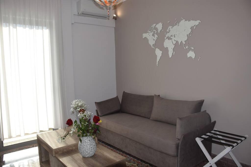 Seashell Apartment -Near The Beach 阿特米达 外观 照片